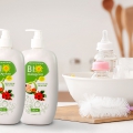 Nước rửa bình sinh học thảo dược BioClean Kid 500ml