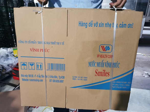 Phát hiện lượng lớn khẩu trang, cồn sát khuẩn có dấu hiệu hàng giả - Ảnh 4. Phát hiện lượng lớn khẩu trang, cồn sát khuẩn có dấu hiệu hàng giả - Ảnh 4.
