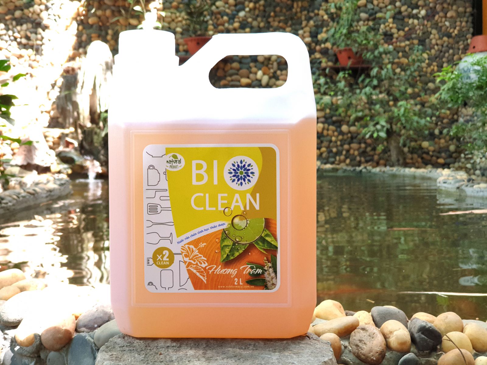 Nước rửa chén sinh học thảo dược BioClean X2, hương tràm, can 2 lít