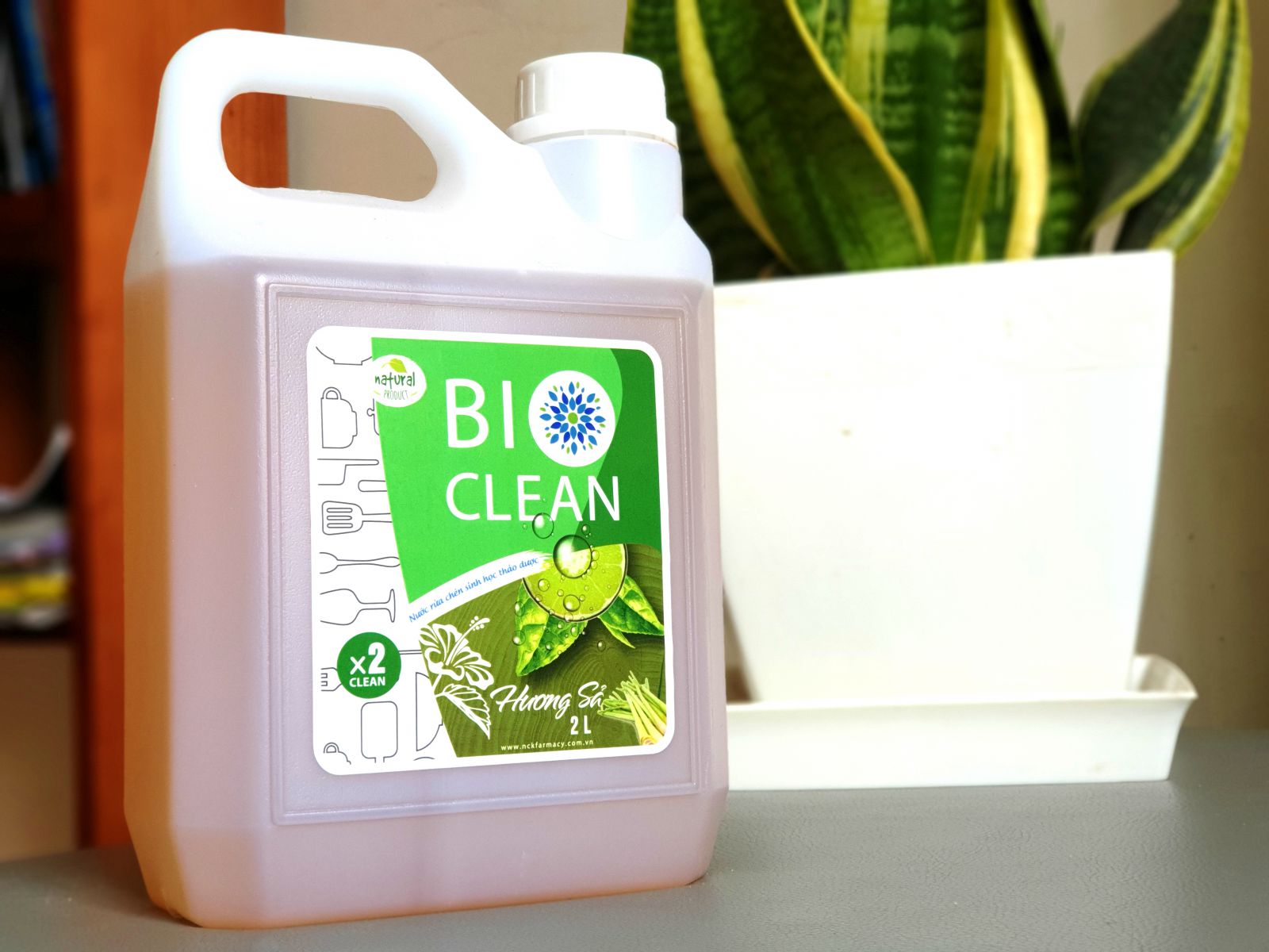 Nước rửa chén sinh học thảo dược BioClean X2, hương sả, can 2 lít