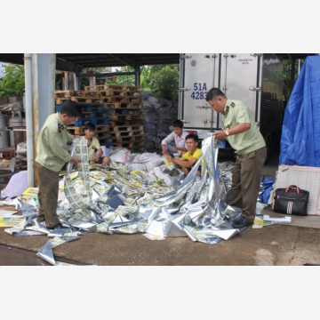 Bất lực với hàng dỏm, hàng giả: Gian nan tìm hàng thật
