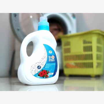 Nước giặt sinh học thảo dược BIOPRIN, 2 lít